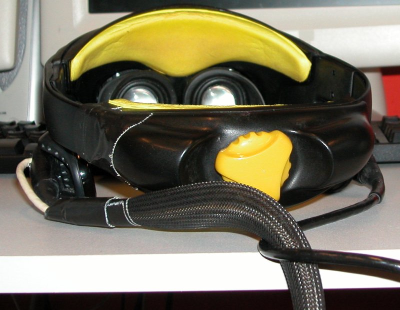 Backside HMD with size adjusting knob